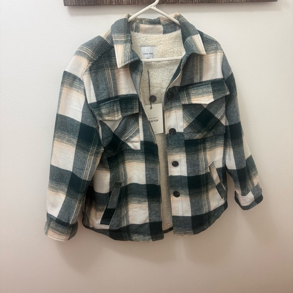 Love Tree Plaid Jacket with Faux Fur Lining NWT size small - Picture 2 of 8